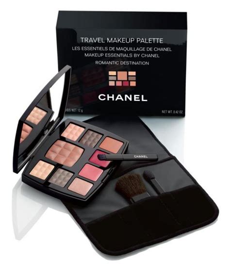 chanel palette essentielle discontinued|Chanel make up eyeshadow.